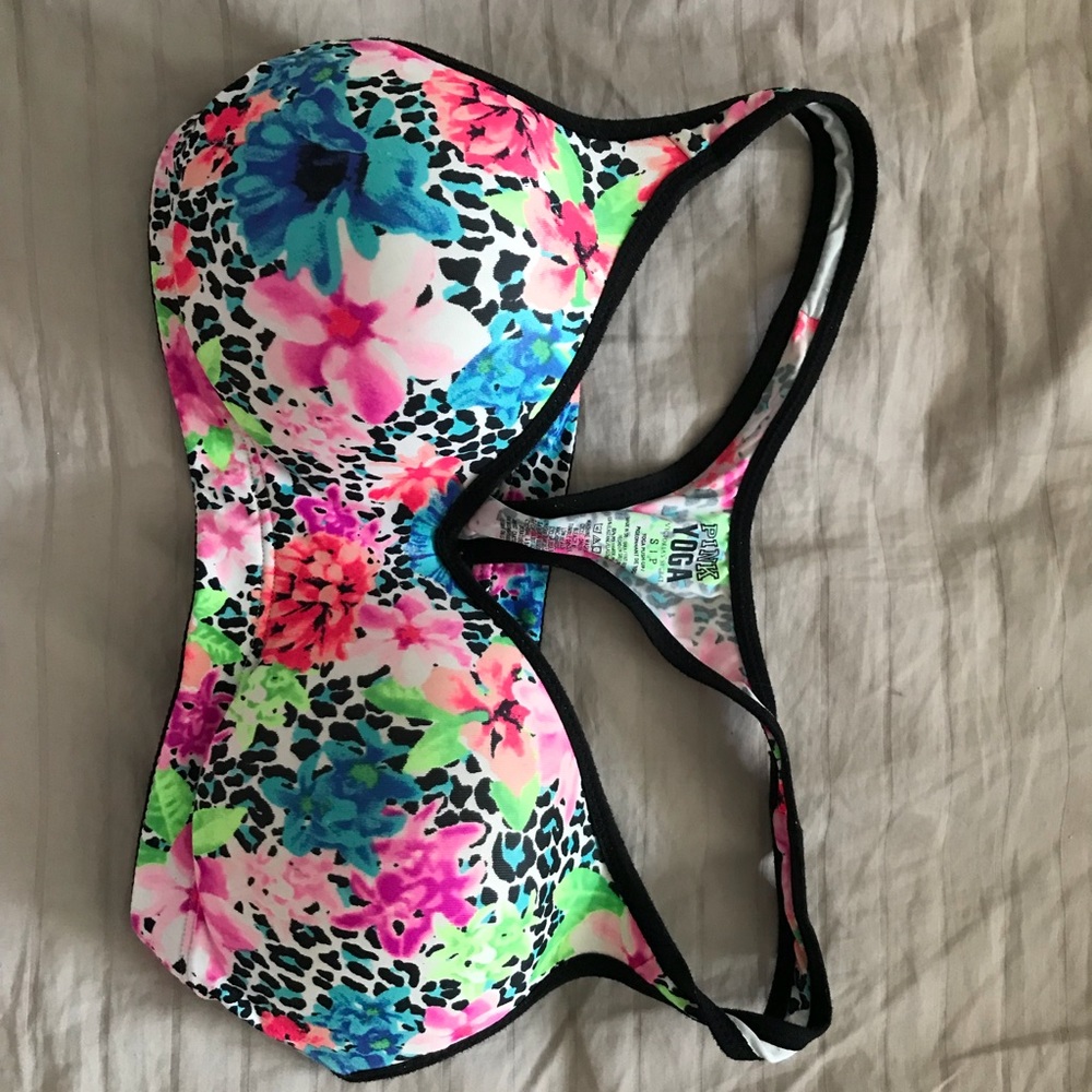 Victoria’s Secret pink sports bra